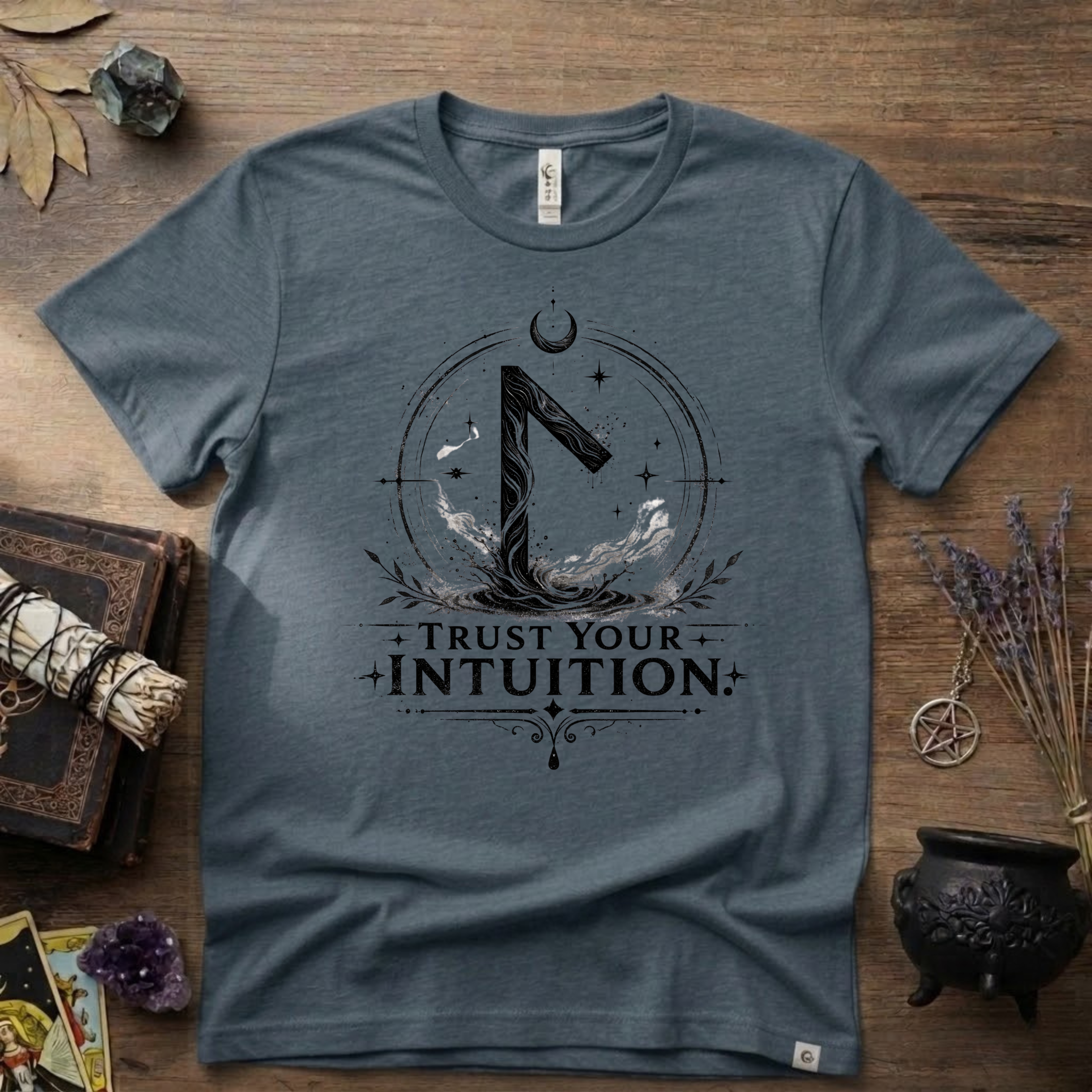 Laguz Rune "Trust Your Intuition" T-Shirt