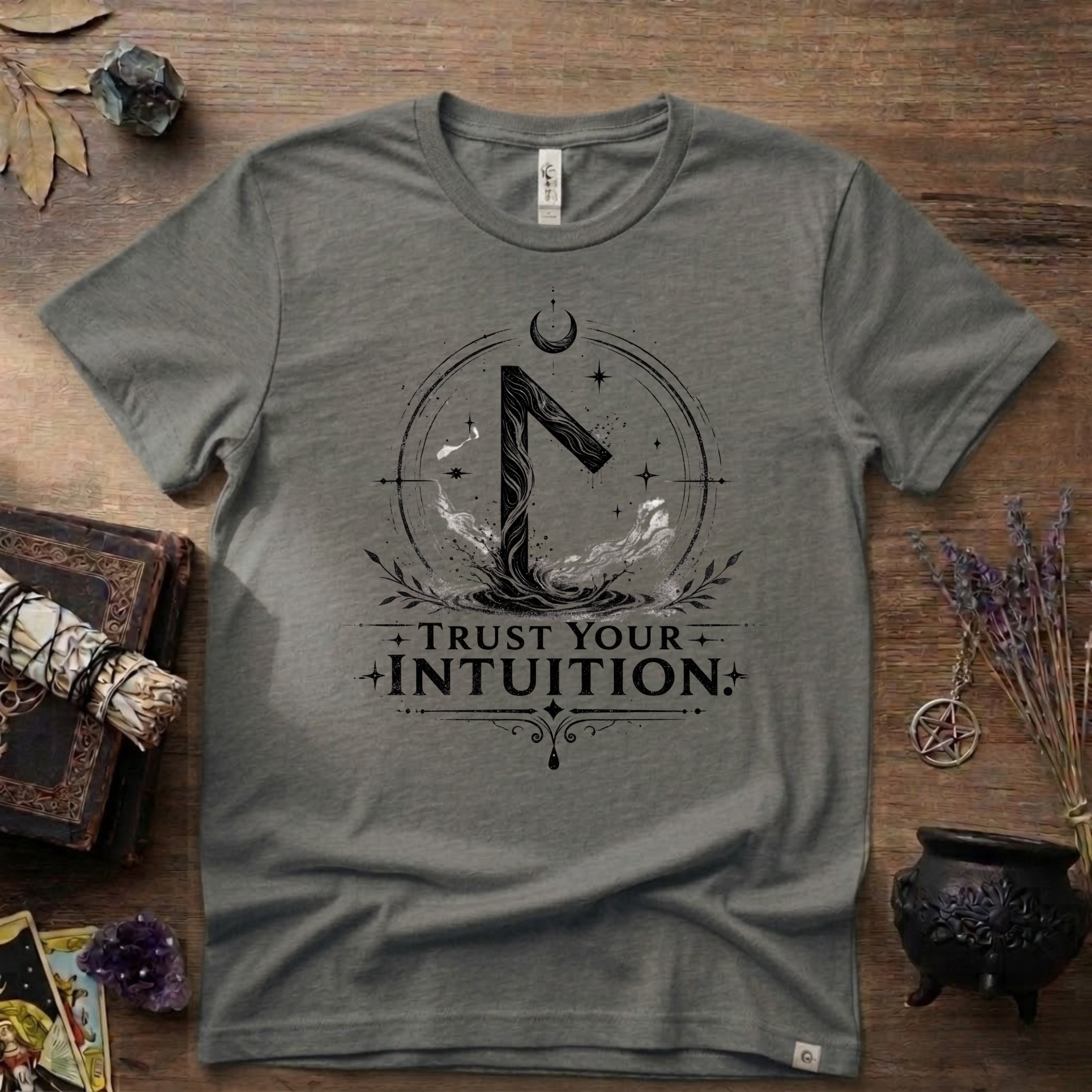 Laguz Rune "Trust Your Intuition" T-Shirt